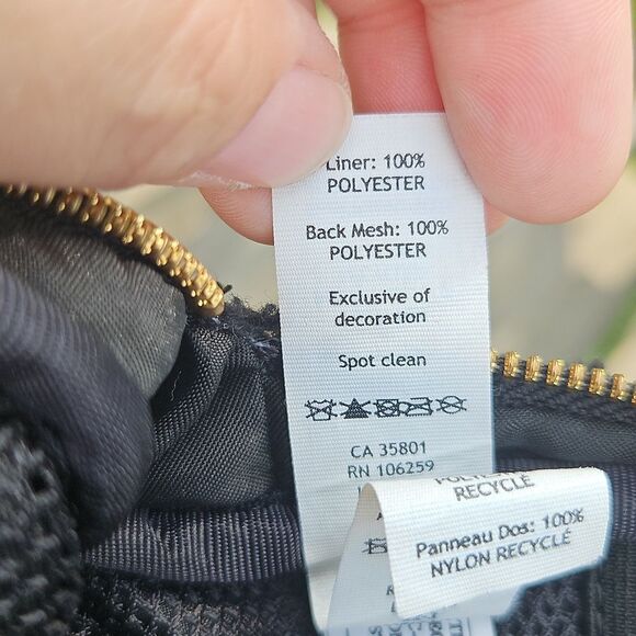 Lululemon Everywhere Belt Bag Fleece Black Sherpa Gold Zip - Picture 9 of 11